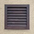 Oblon din lemn esenta pin, deschidere stanga, feronerie standard, lamele fixe, fara toc, un canat, 500 mm x 500 mm